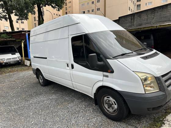 FORD TRANSIT 2.4 VAN TURBO DIESEL 3P MANUAL